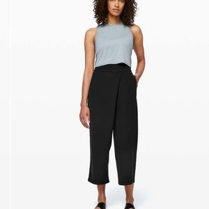 Lululemon With The Flow Pant 6 Black